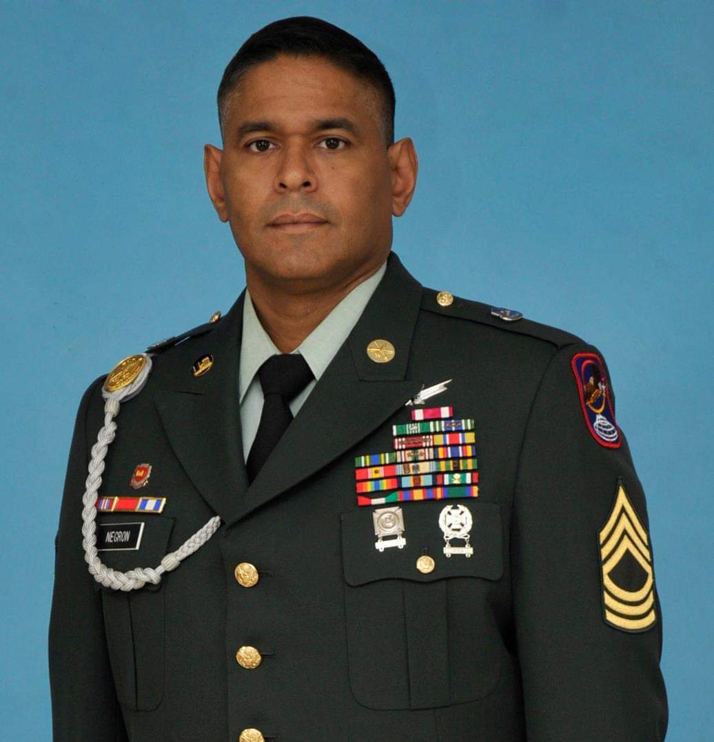Eddie Negrón in dress uniform